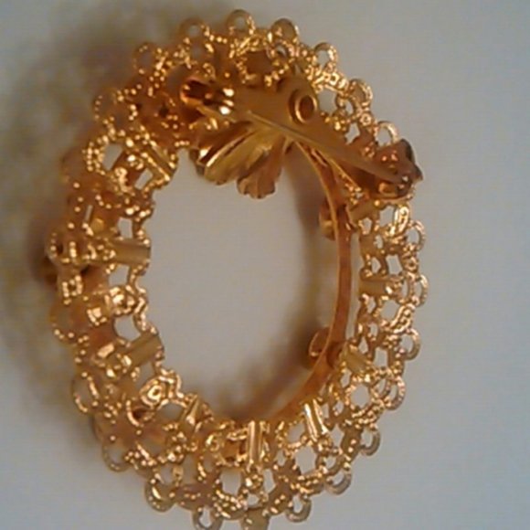 Victorian Inspired Vintage Faux Smoky Topaz Filigree Gold Circle Scarf Brooch - Picture 8 of 10